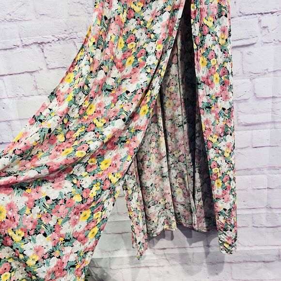 Hello Molly Floral Maxi Dress - Picture 8 of 13